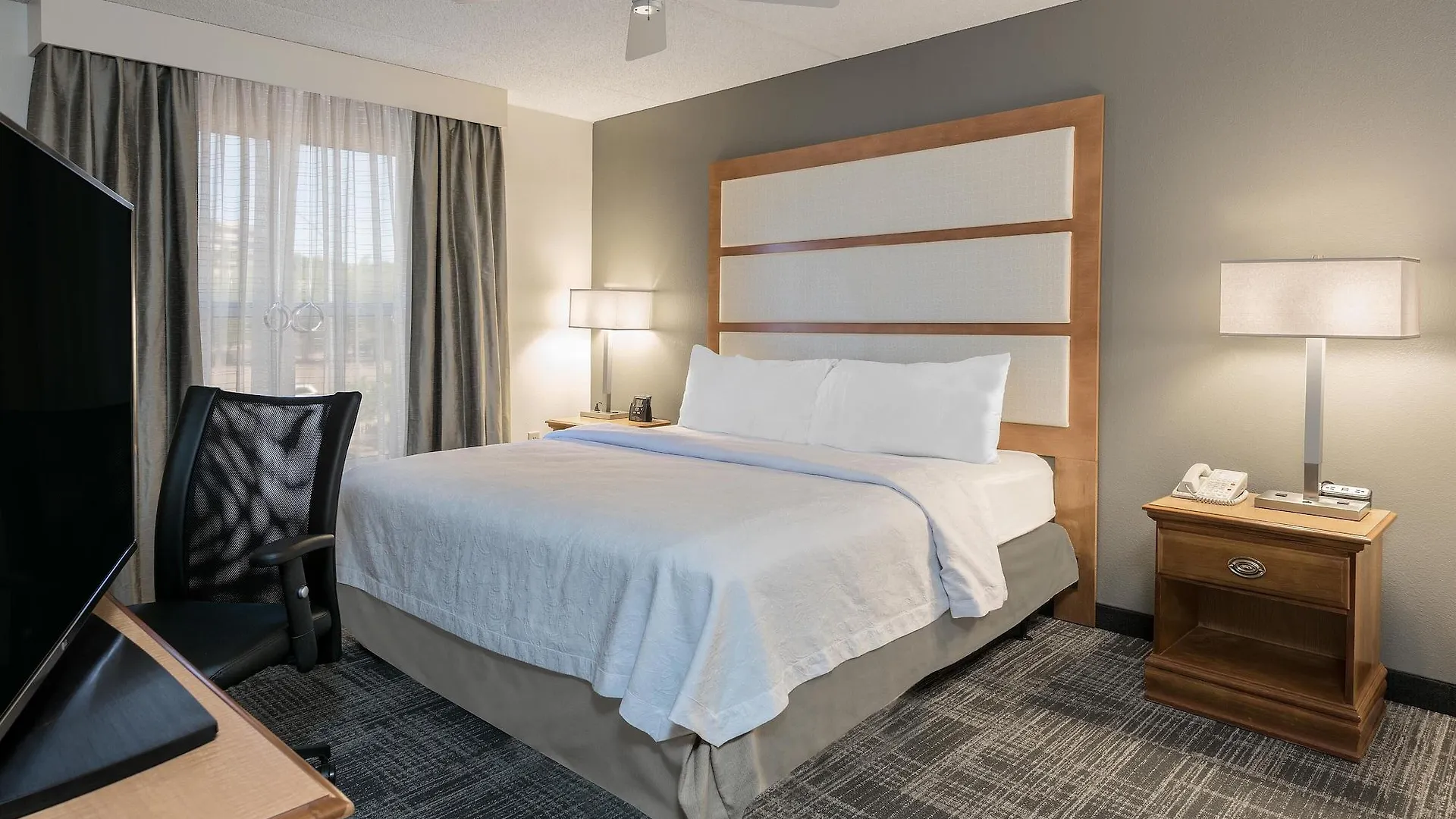 Mainstay Suites Phoenix North Hotel
